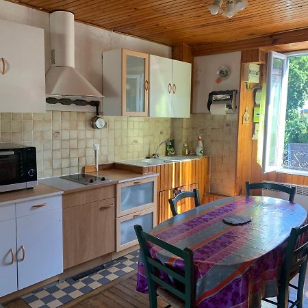 Joli Appartement Dans Une Maison Ancienne Ax-les-Thermes Kültér fotó